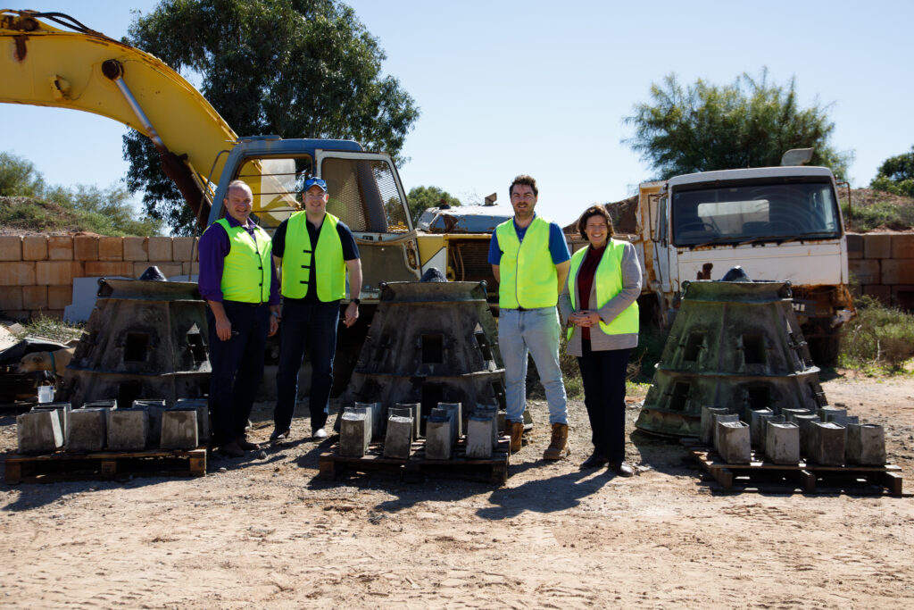 Minister launches Carnarvon Artificial Reef